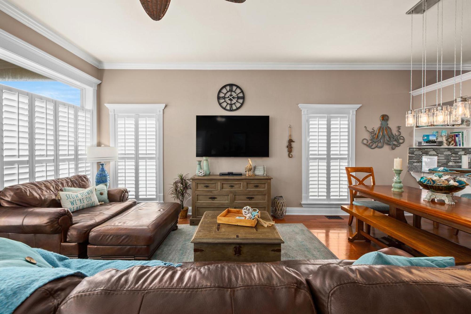 Holiday home Algun Dia - Plush Family-friendly - A Block From *