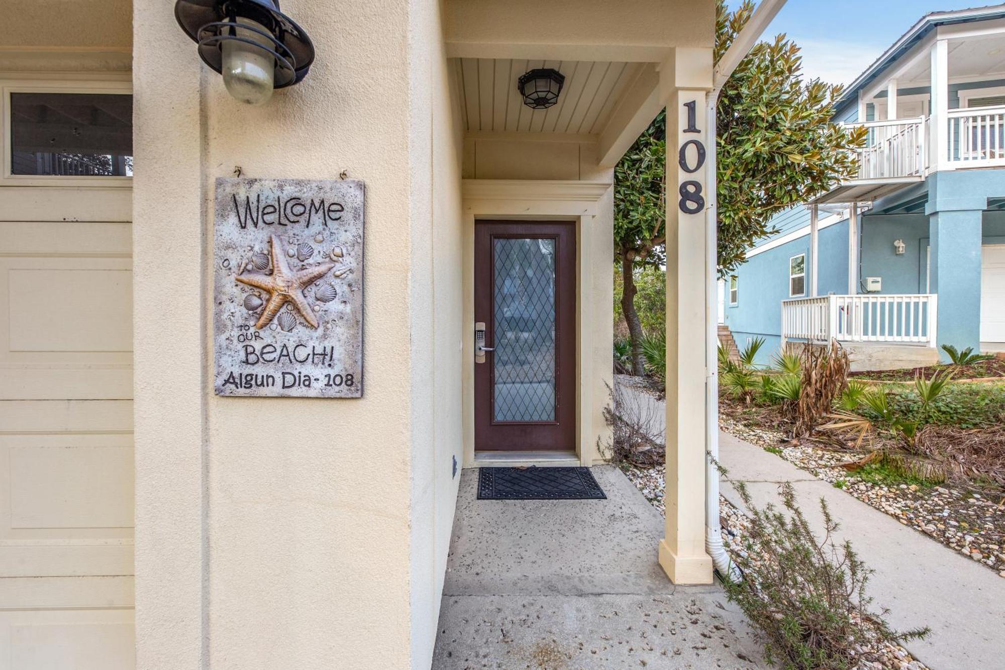 Algun Dia - Plush Family-friendly - A Block From Holiday home Panama City Beach