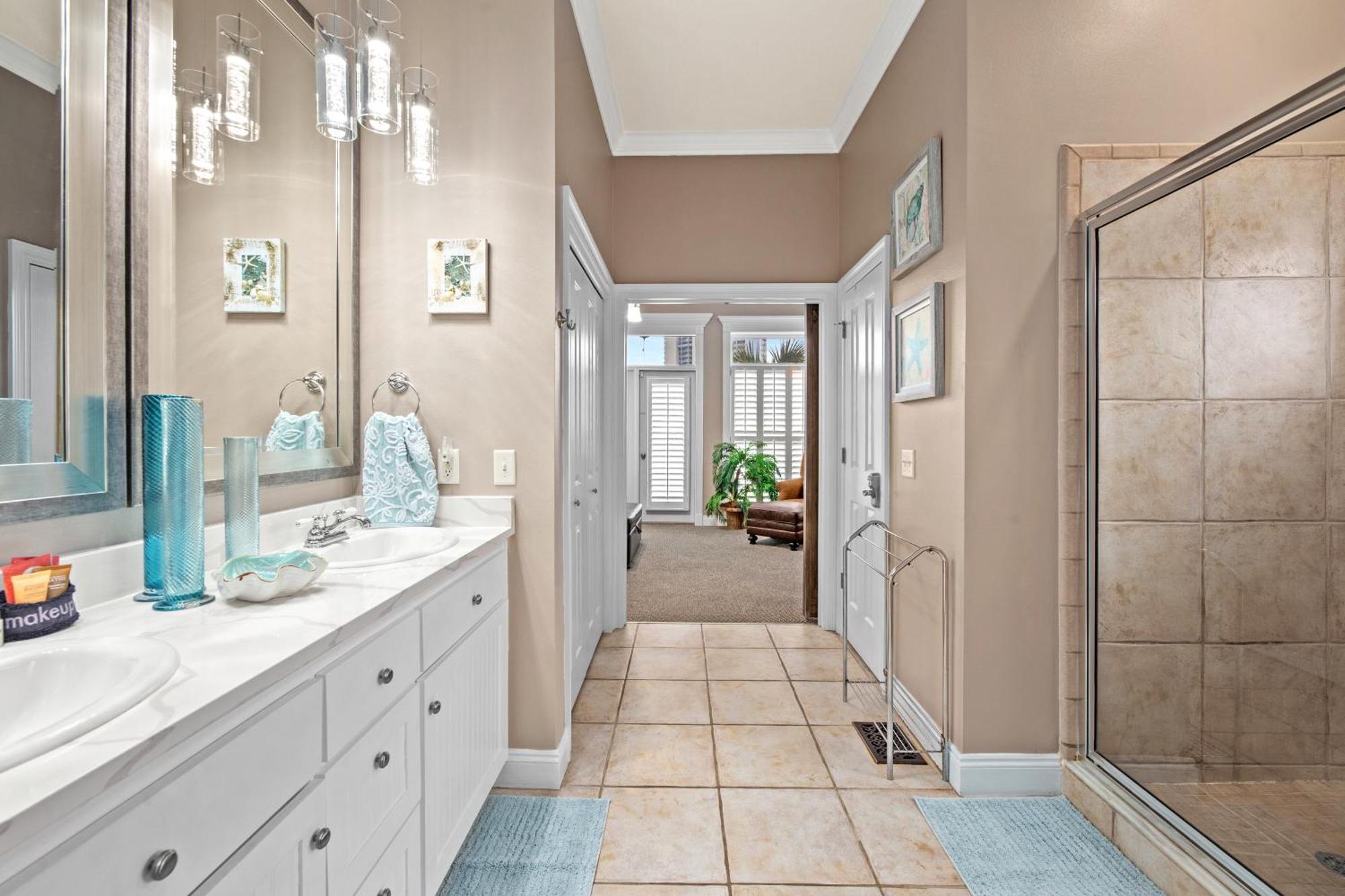 Algun Dia - Plush Family-friendly - A Block From