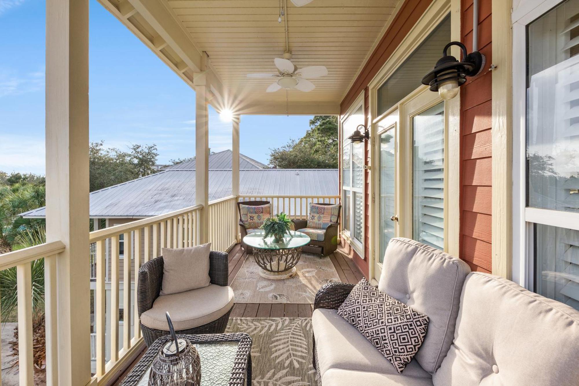 Holiday home Algun Dia - Plush Family-friendly - A Block From *