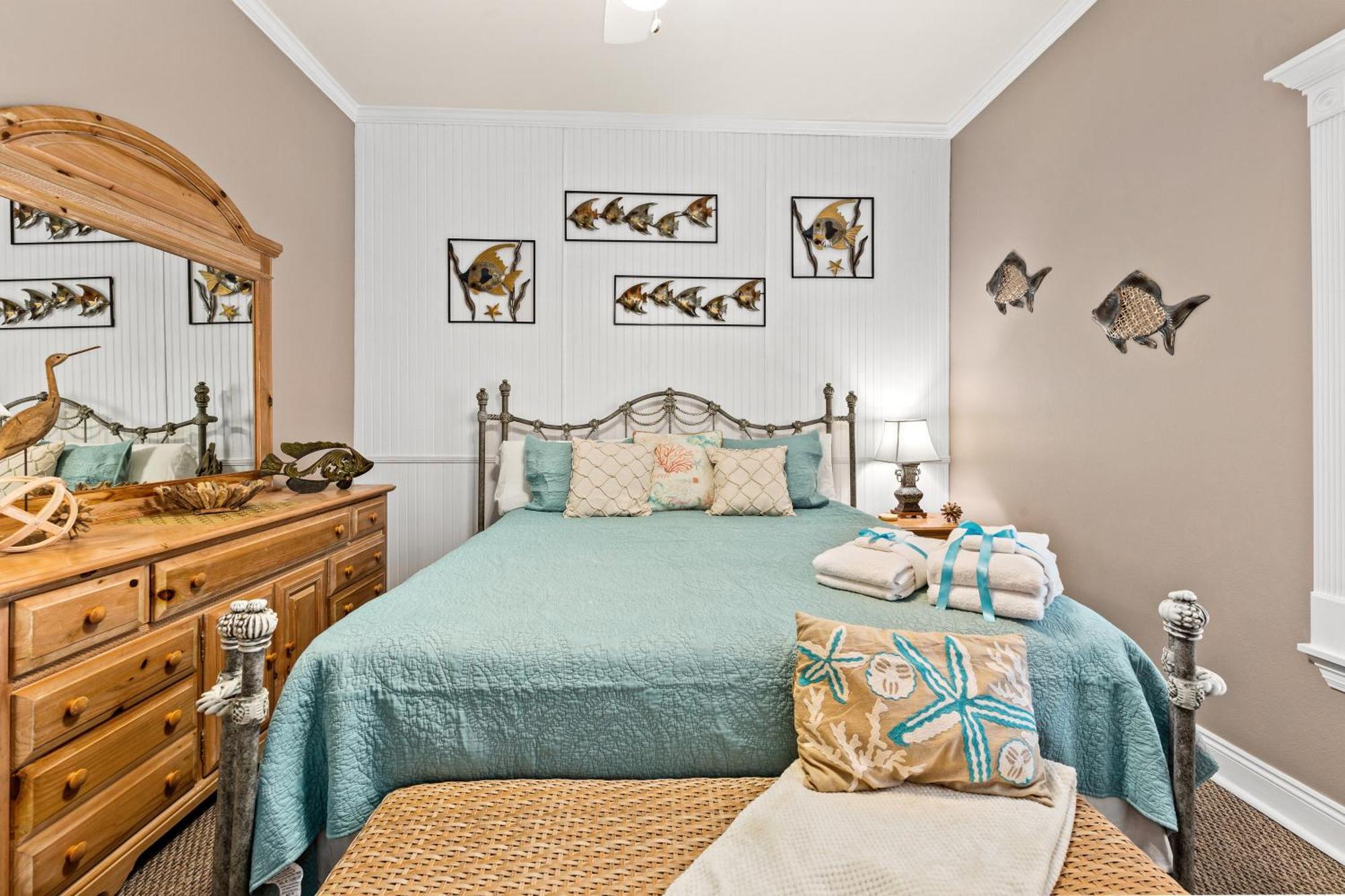 Algun Dia - Plush Family-friendly - A Block From Panama City Beach