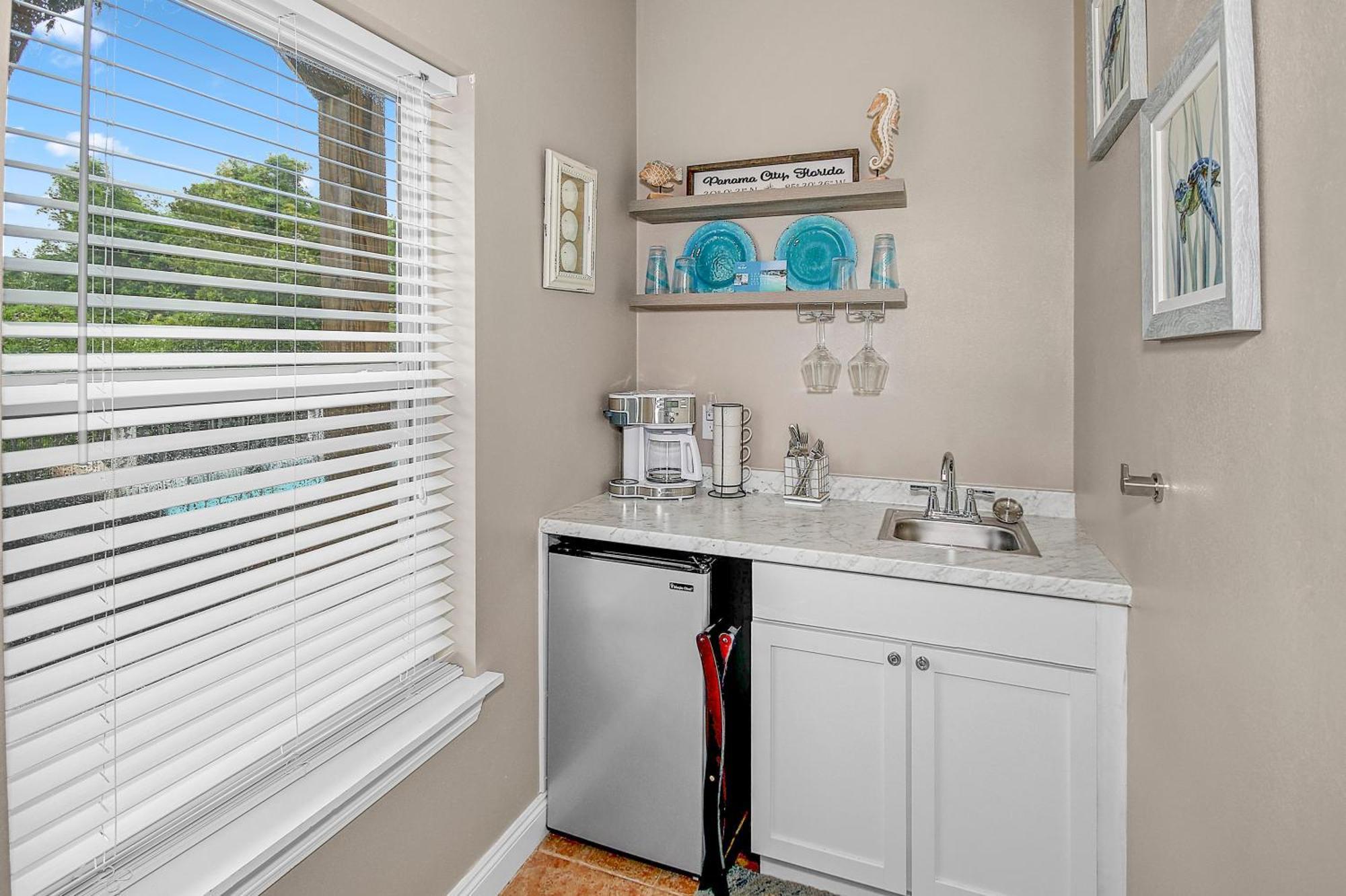 Holiday home Algun Dia - Plush Family-friendly - A Block From *